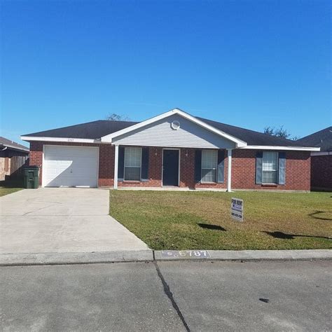 Zillow has 13 photos of this 180,000 3 beds, 2 baths, 1,662 Square Feet single family home located at 1002 Peach St, Houma, LA 70363 MLS 2023016961. . Houma homes for sale